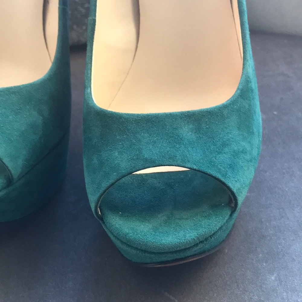 Shoes - Picture 3 of 5